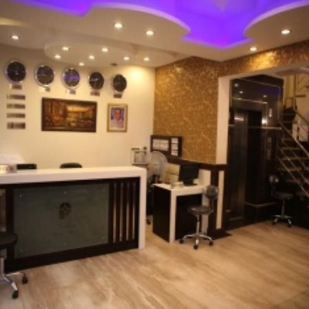 Hotel Pahwa International New Delhi Exterior photo